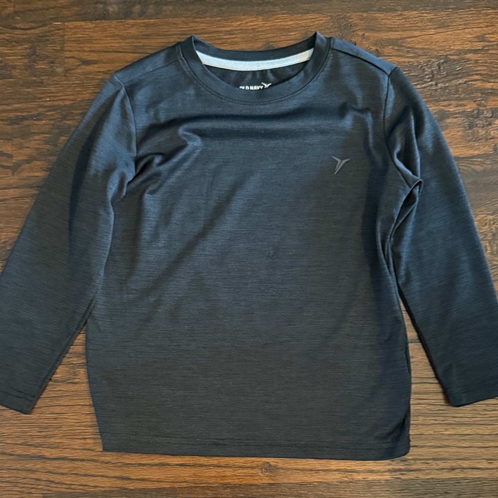 Old Navy Active Black Long Sleeve Tee